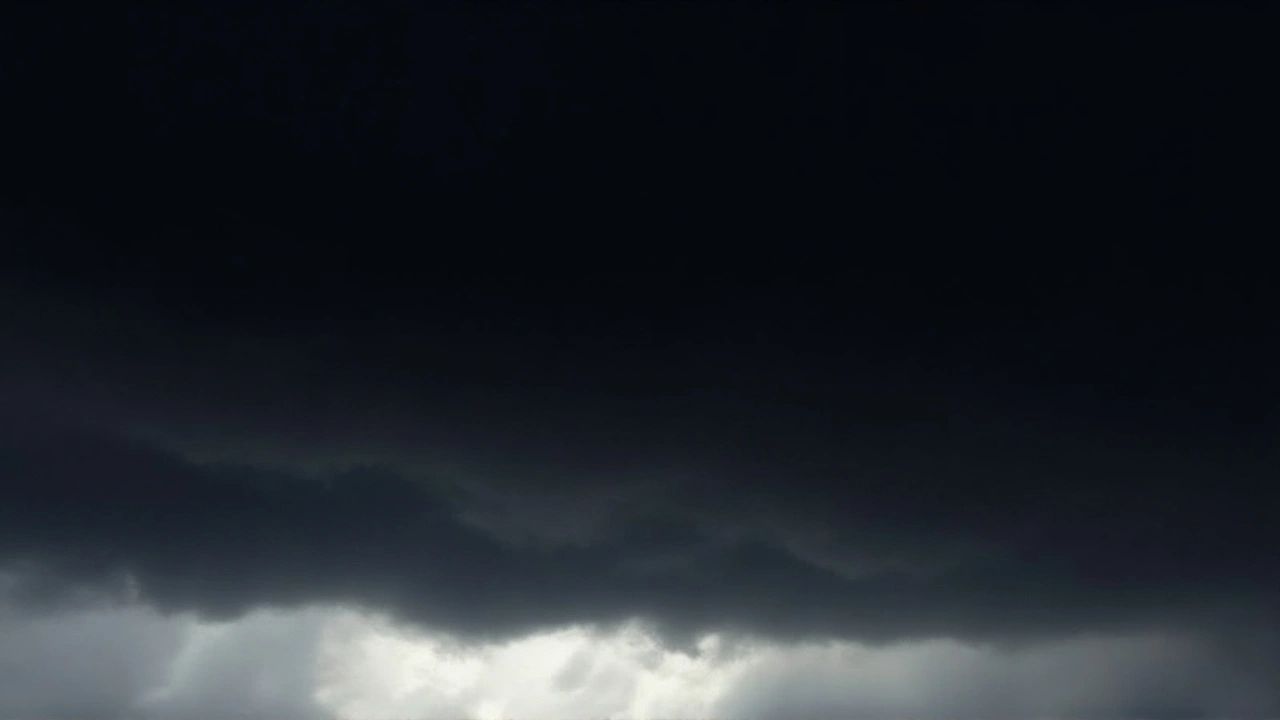 Code geel Nederland: KNMI waarschuwt voor onweer, hagel en windstoten